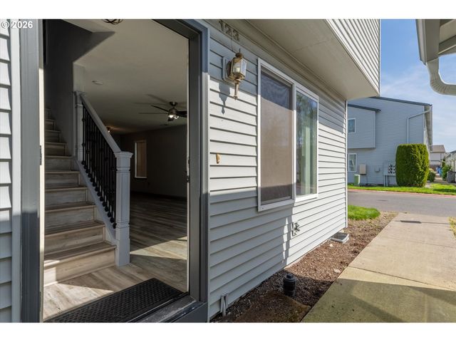 4000 Ne 109TH Ave Y123, Vancouver, WA 98682