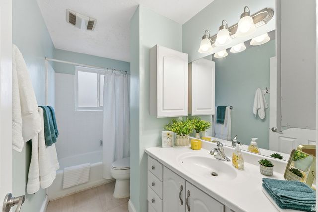 111 E 550 CIR, Farmington, UT 84025