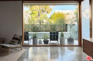 745 Navy Street, Santa Monica, CA 90405
