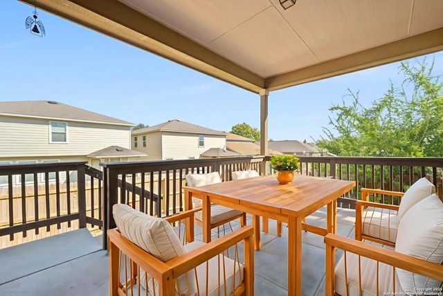 11339 Oaks Hike, San Antonio, TX 78245