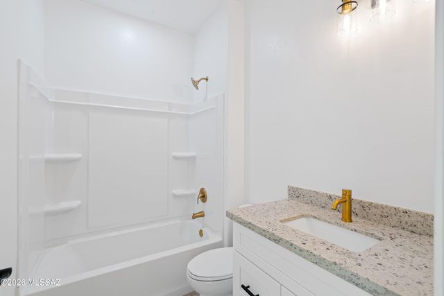 1847 Silver Court, Rio Rico, AZ 85648