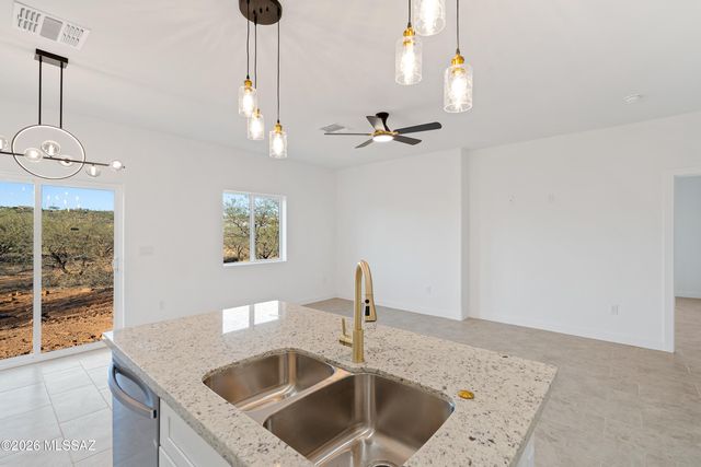 1847 Silver Court, Rio Rico, AZ 85648