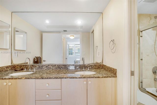 6917 Collins Ave 1608, Miami Beach, FL 33141