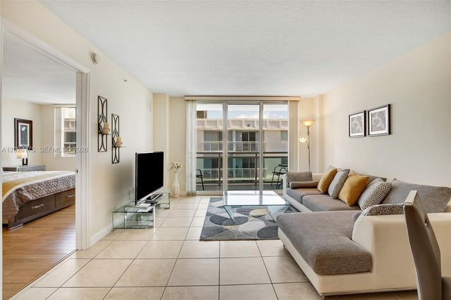 6917 Collins Ave 1608, Miami Beach, FL 33141