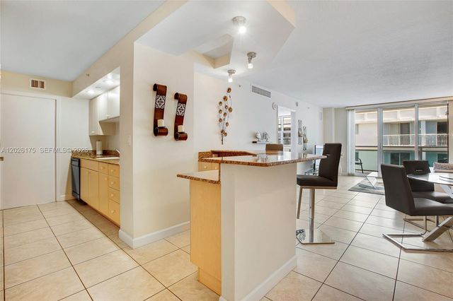 6917 Collins Ave 1608, Miami Beach, FL 33141