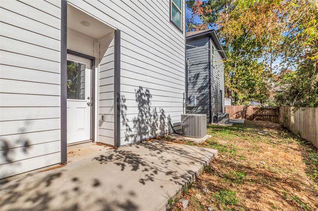 11966 Canal Street, Willis, TX 77318