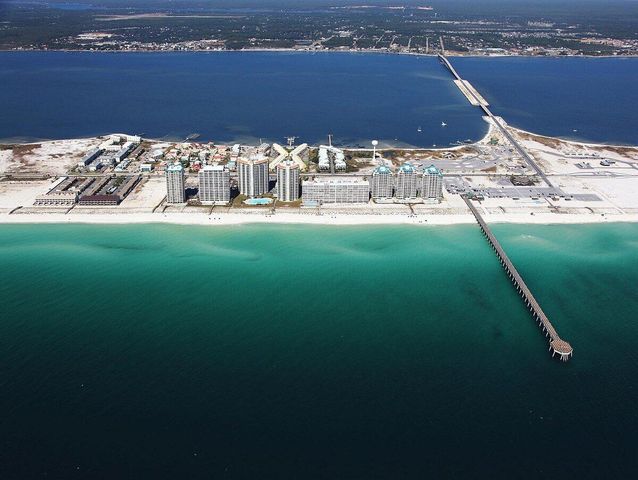 8147 White Sands Boulevard, Navarre, FL 32566