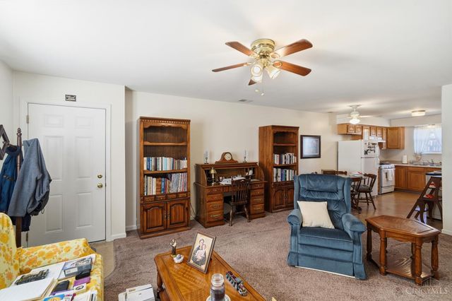 2 E Northwood Drive, Lebanon, OH 45036