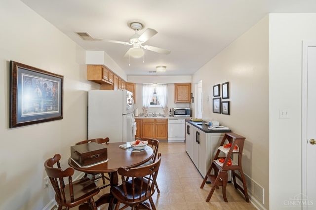 2 E Northwood Drive, Lebanon, OH 45036