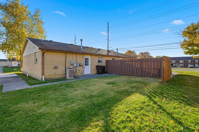 2 E Northwood Drive, Lebanon, OH 45036