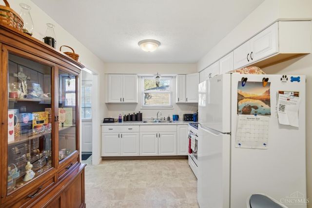 2 E Northwood Drive, Lebanon, OH 45036