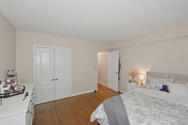 280 Collins Avenue 6I, Mount Vernon, NY 10552