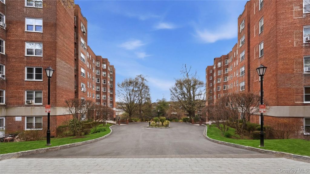 280 Collins Avenue 6I, Mount Vernon, NY 10552