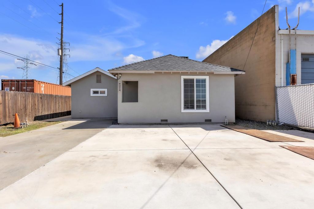 8024 19th Ave, Sacramento, CA 95826