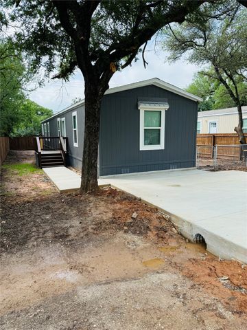 3001 Elmwood Drive, Granbury, TX 76048