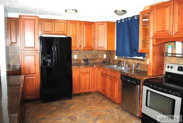 277 N 1100 W, Blackfoot, ID 83221