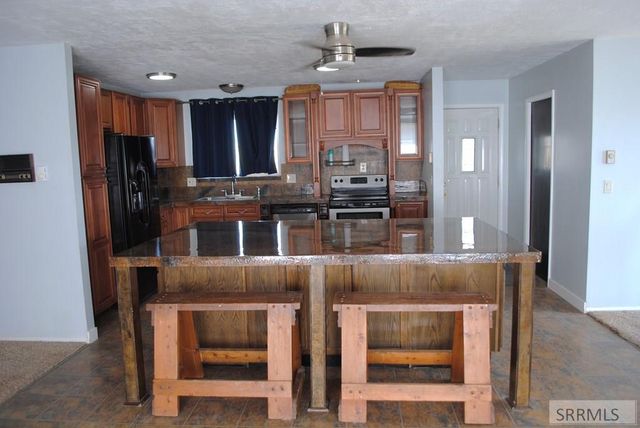 277 N 1100 W, Blackfoot, ID 83221