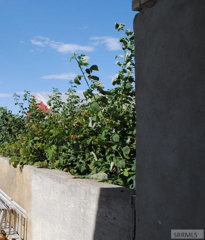 277 N 1100 W, Blackfoot, ID 83221