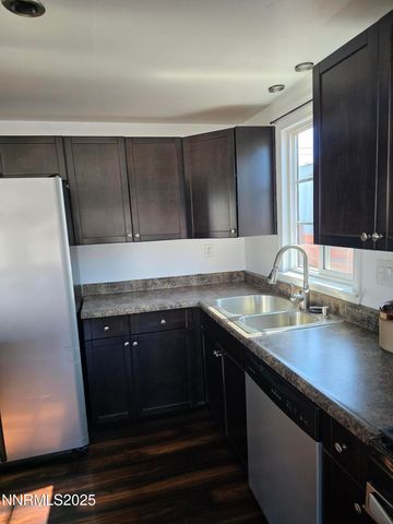 1110 4th Street, Hawthorne, NV 89415