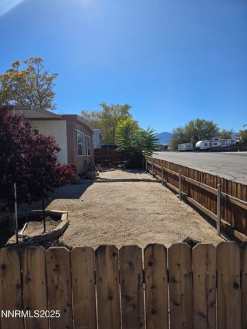 1110 4th Street, Hawthorne, NV 89415