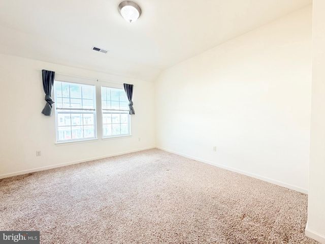 9918 VEILED DAWN, Laurel, MD 20723