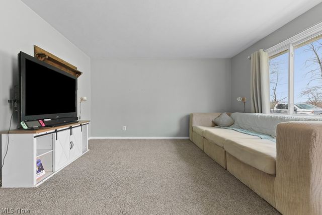 212 Case Road, Beloit, OH 44609