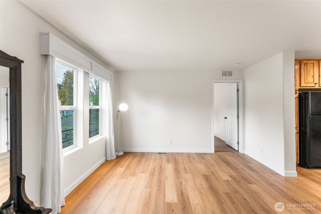 52 VEYS Drive, Kelso, WA 98626