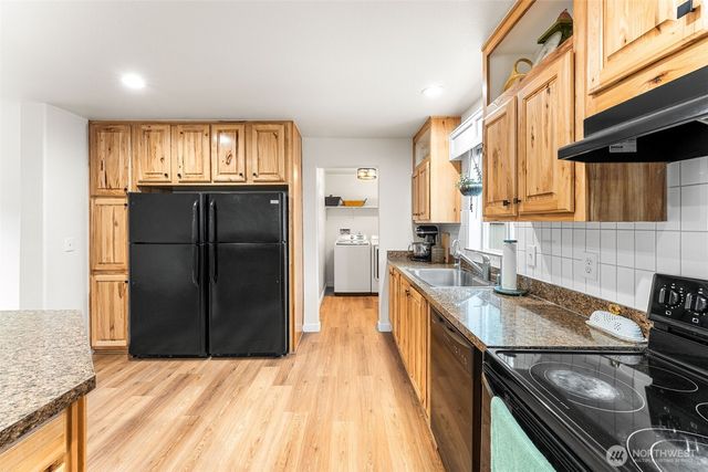 52 VEYS Drive, Kelso, WA 98626