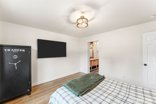 52 VEYS Drive, Kelso, WA 98626