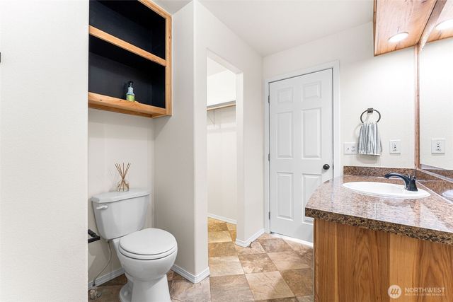 52 VEYS Drive, Kelso, WA 98626