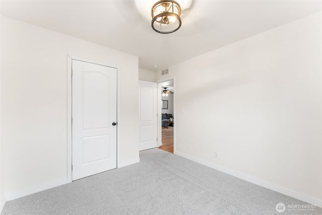 52 VEYS Drive, Kelso, WA 98626