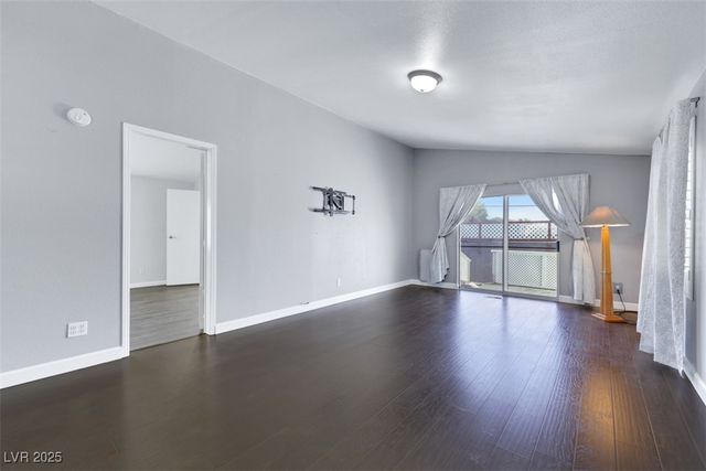 5218 Tupelo Lane, Las Vegas, NV 89122