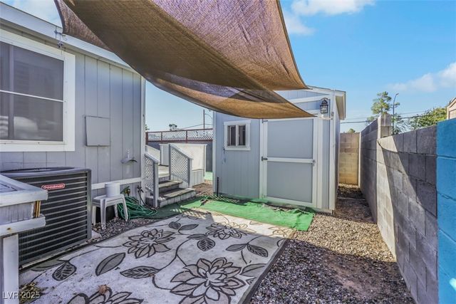 5218 Tupelo Lane, Las Vegas, NV 89122