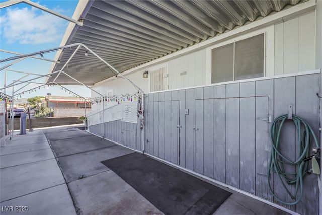 5218 Tupelo Lane, Las Vegas, NV 89122