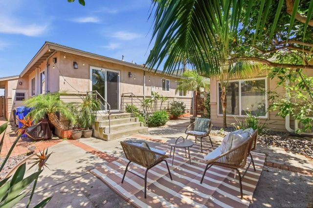 3634 Crown Point Dr, San Diego, CA 92109