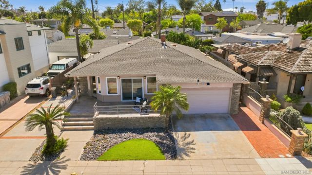 3634 Crown Point Dr, San Diego, CA 92109
