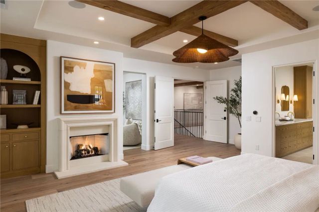 208 Via Palermo, Newport Beach, CA 92663