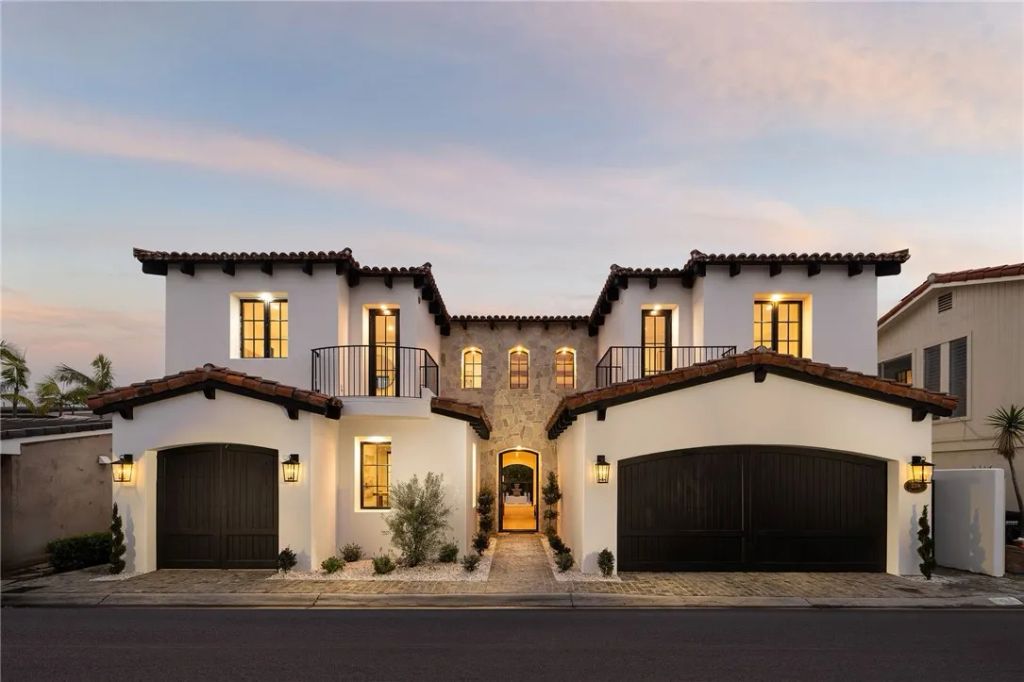 208 Via Palermo, Newport Beach, CA 92663