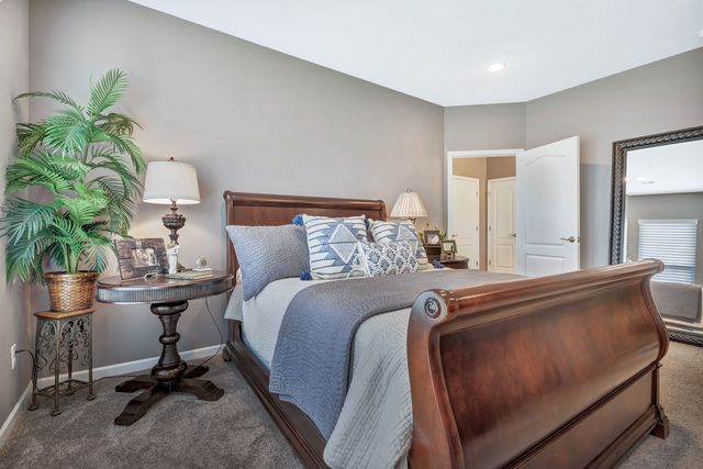 2308 Lawrence Rdg, Spring Hill, TN 37174