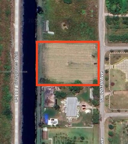 19550 SW 207 Ave, Miami, FL 33187