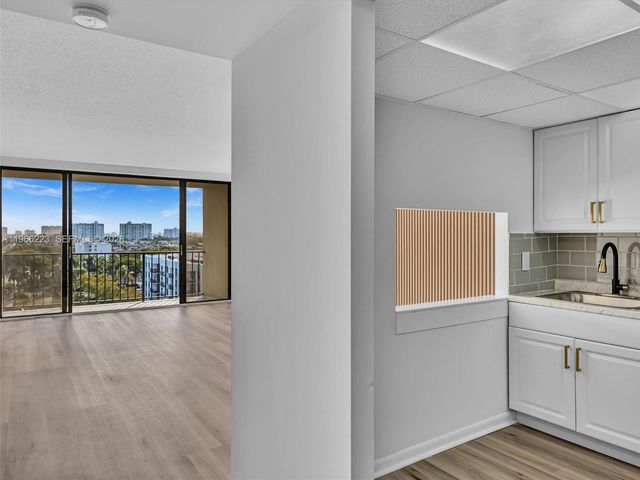 1470 NE 123rd St A813, North Miami, FL 33161