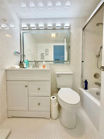4123 Cambridge F 4123, Deerfield Beach, FL 33442