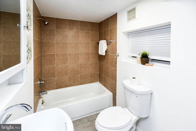 4504 NEW HAMPSHIRE AVE NW, Washington, DC 20011
