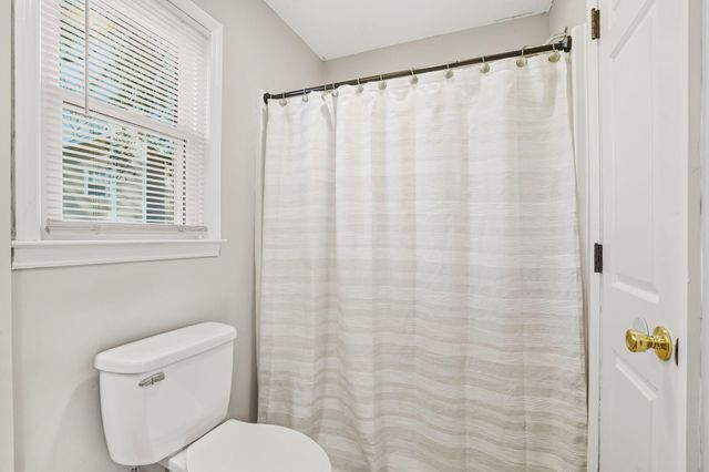 214 Turtle Cove Road, Summerville, SC 29485