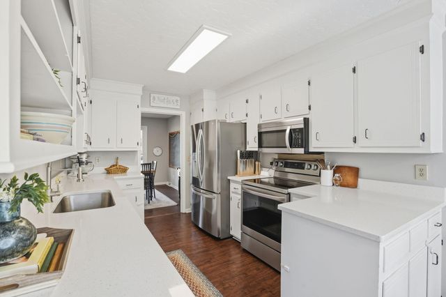 214 Turtle Cove Road, Summerville, SC 29485