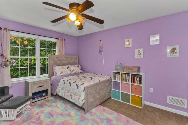 53 Highland Ln, West Springfield, MA 01089