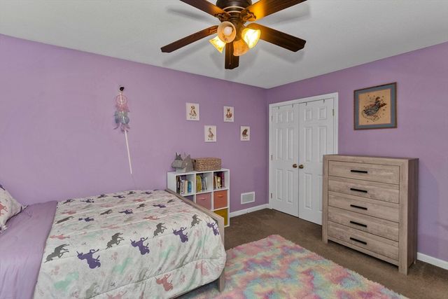 53 Highland Ln, West Springfield, MA 01089