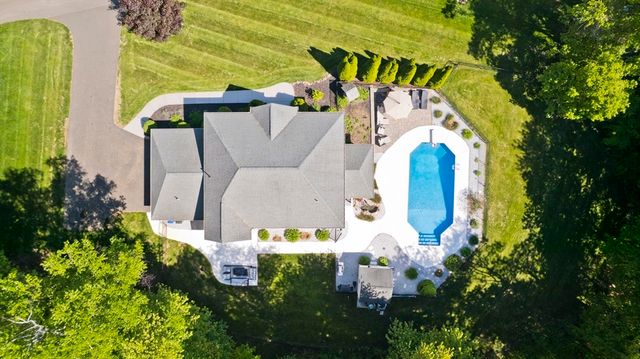 53 Highland Ln, West Springfield, MA 01089