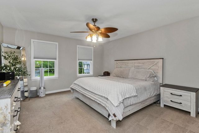 53 Highland Ln, West Springfield, MA 01089