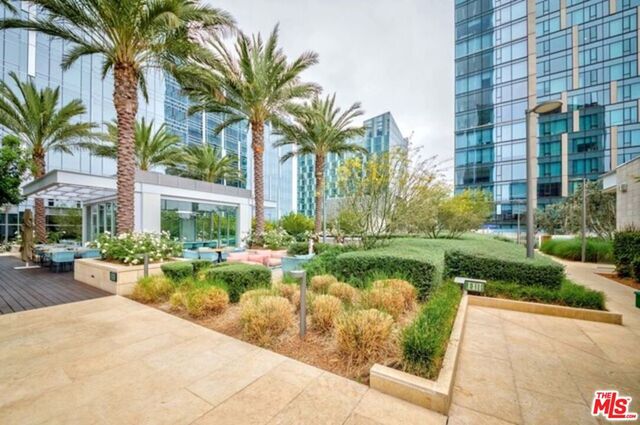 877 Francisco Street 708, Los Angeles, CA 90017